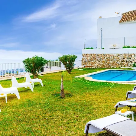 Mari Holiday home *